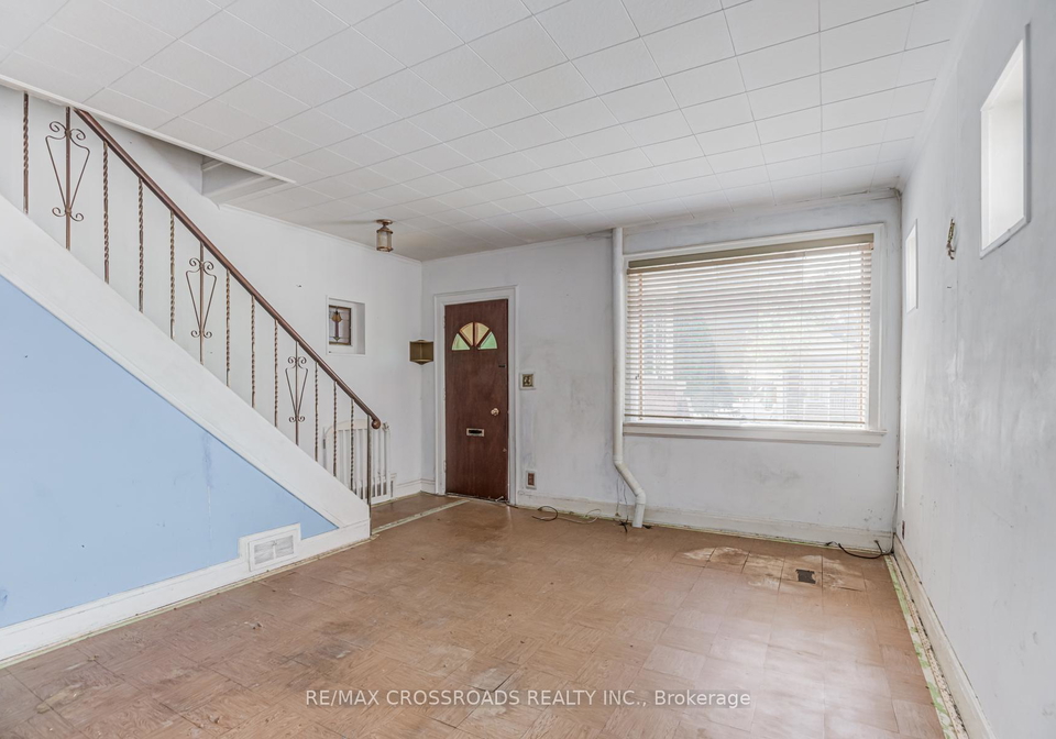 216-livingstone-avenue-north-york-ontario-w12111496