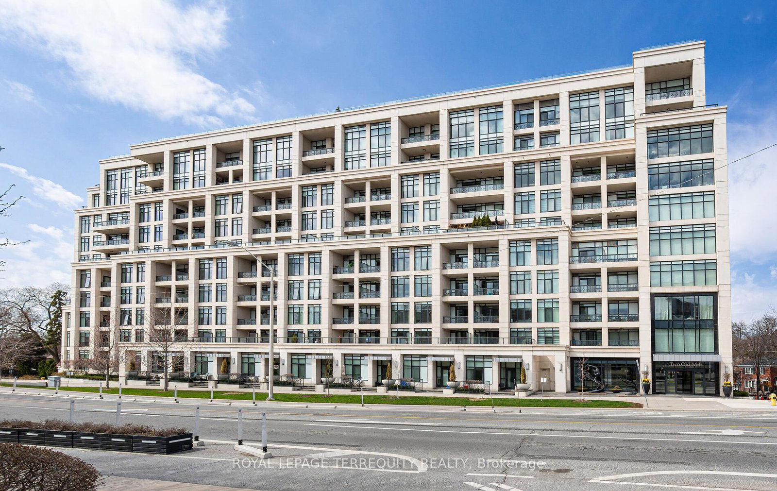 2-old-mill-drive-toronto-ontario-w12112387