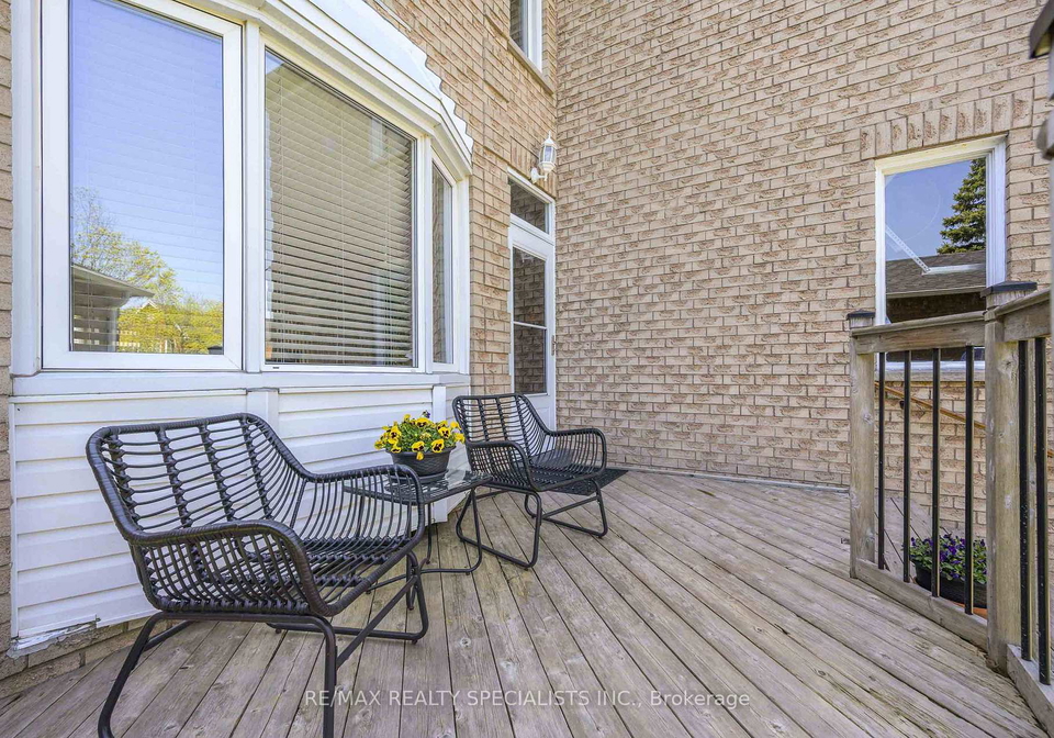 2888-crosscurrent-drive-mississauga-ontario-w12113351