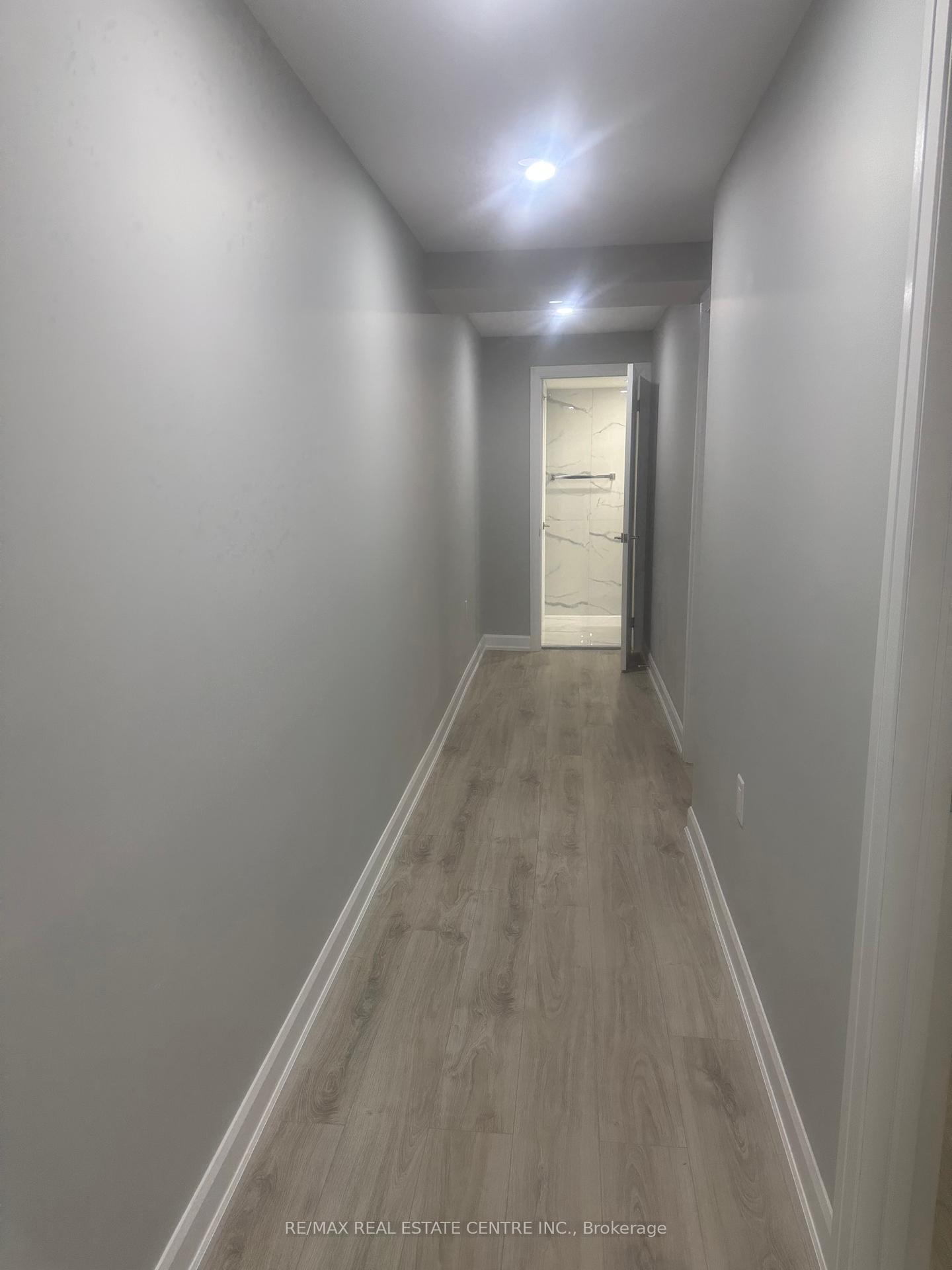 1529-portsmouth-place-mississauga-ontario-w12113727