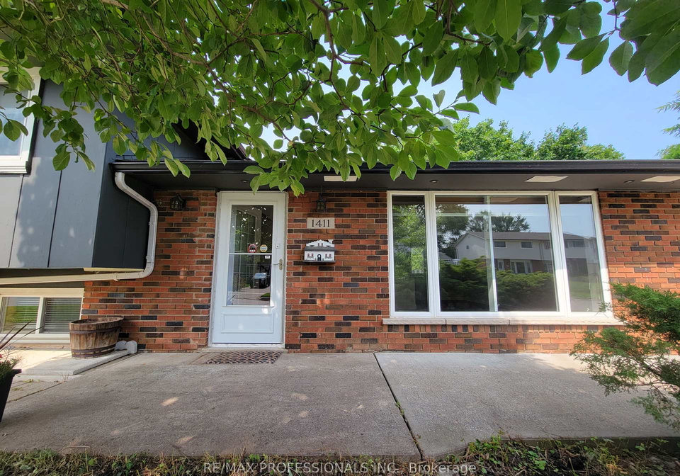1411-charles-drive-burlington-ontario-w12114453