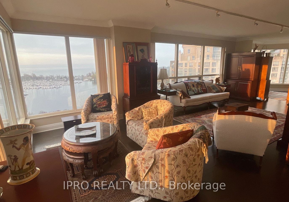 2269-lake-shore-boulevard-w-etobicoke-ontario-w12118494