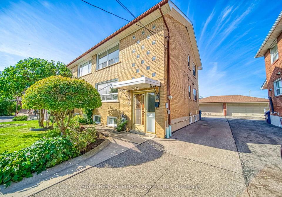 12-martini-drive-north-york-ontario-w12119261