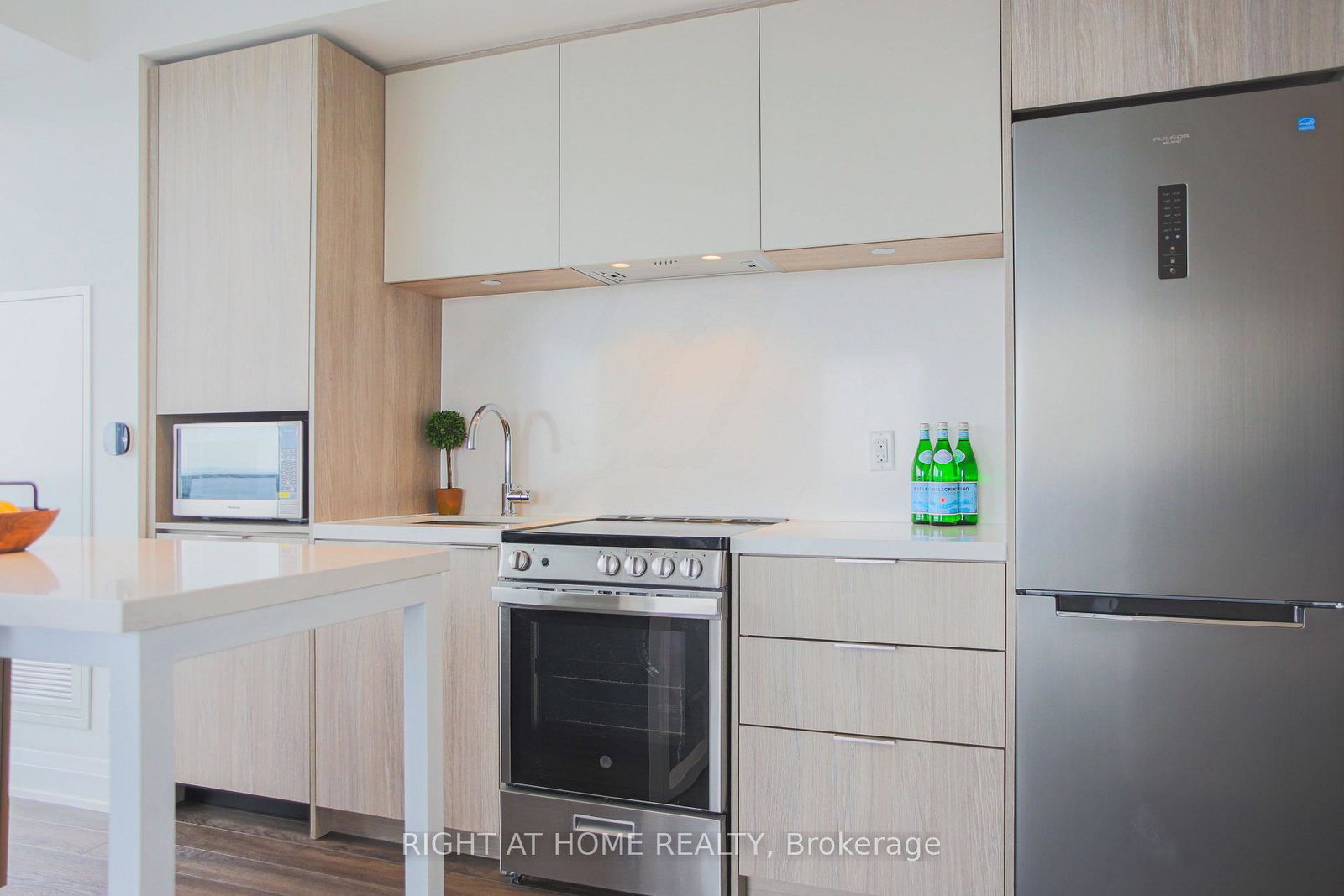 70-annie-craig-drive-etobicoke-ontario-w12123519