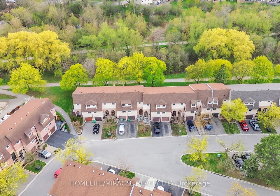 22-rosset-crescent-brampton-ontario-w12123951
