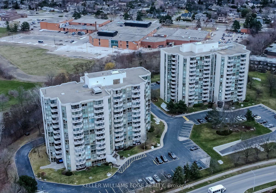 5090-pinedale-avenue-burlington-ontario-w12124003