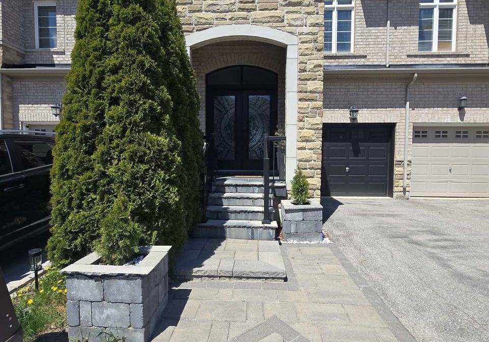 2425-old-brompton-way-oakville-ontario-w12124019