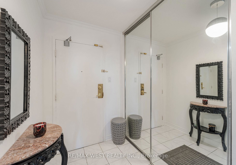 236-albion-road-etobicoke-ontario-w12124867