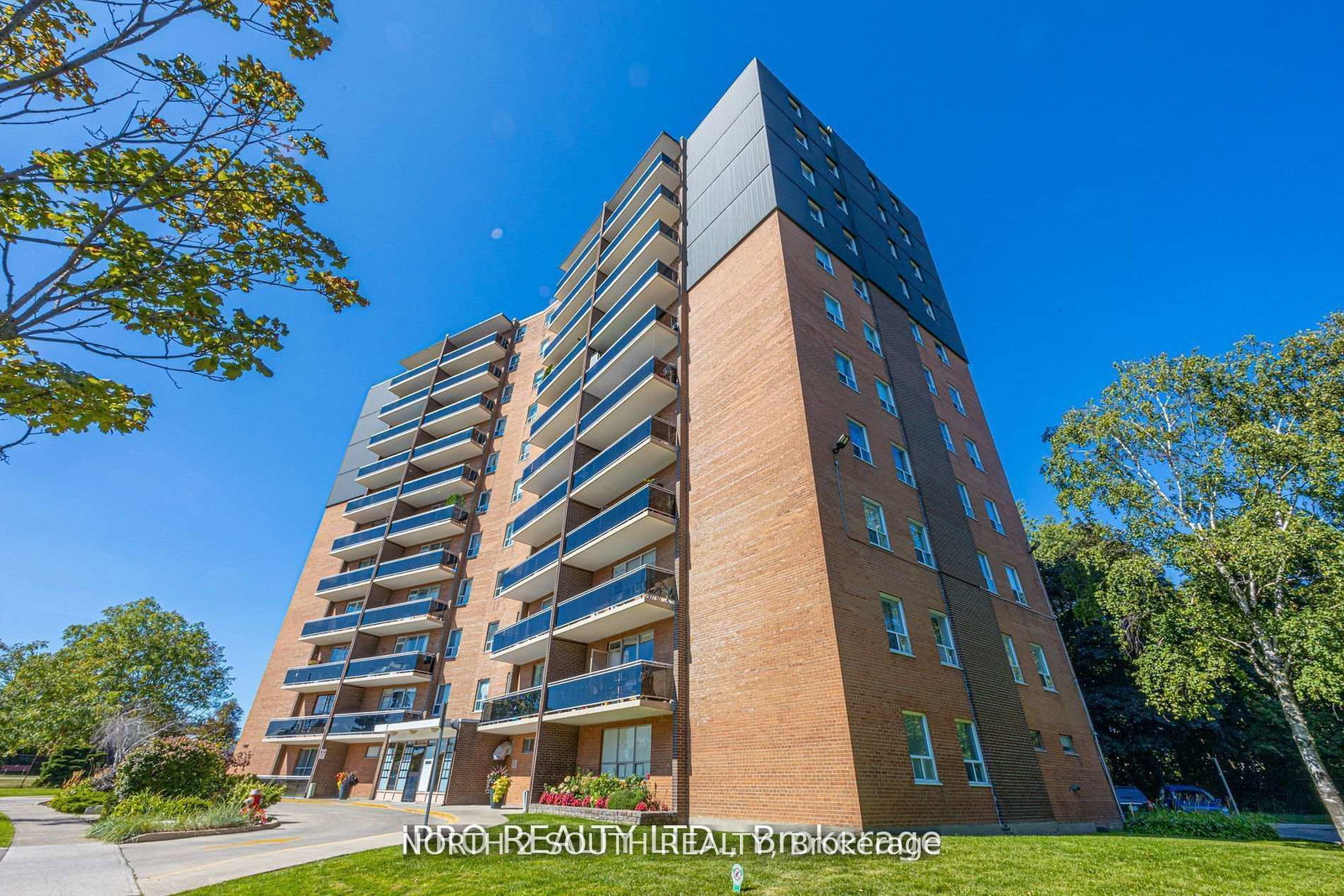 3145-queen-frederica-drive-mississauga-ontario-w12125760
