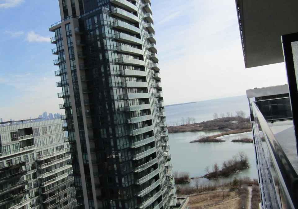 70-annie-craig-drive-etobicoke-ontario-w12125837
