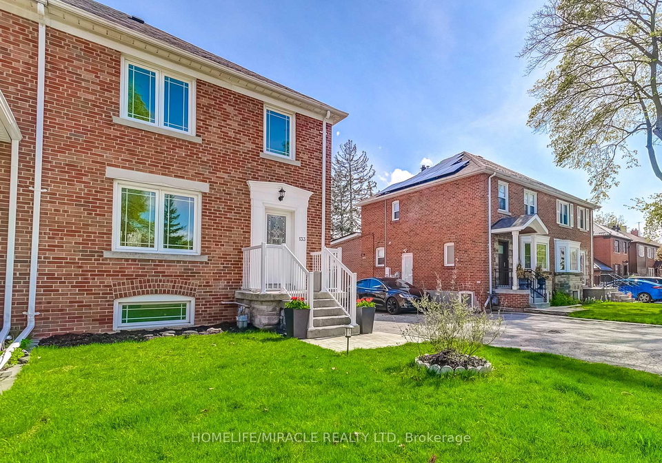 133-queens-drive-north-york-ontario-w12125897