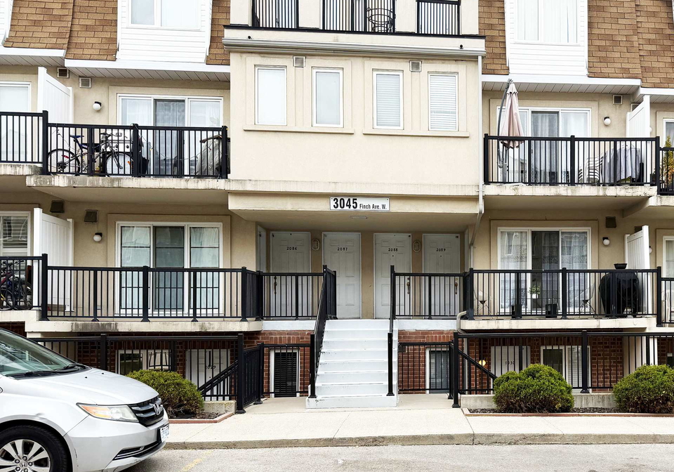 3045-finch-avenue-w-york-ontario-w12126891