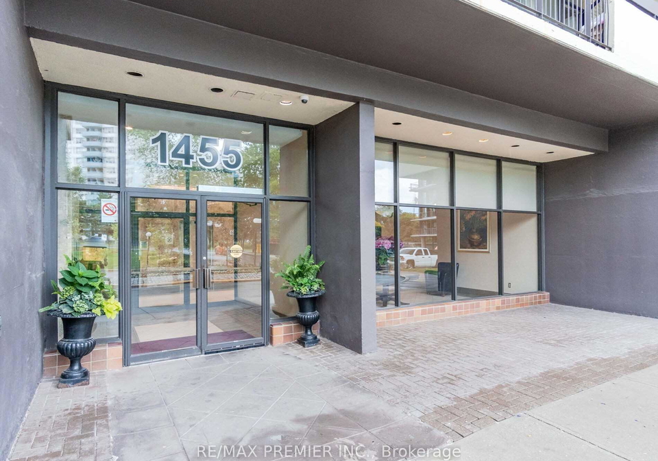 1455-lawrence-avenue-w-north-york-ontario-w12127100