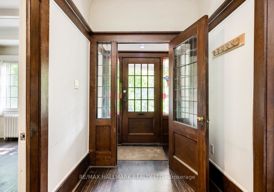 483-parkside-drive-toronto-ontario-w12127487
