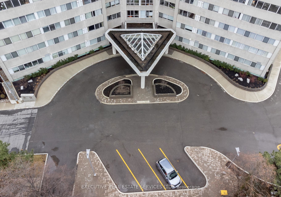 3700-kaneff-crescent-mississauga-ontario-w12128955