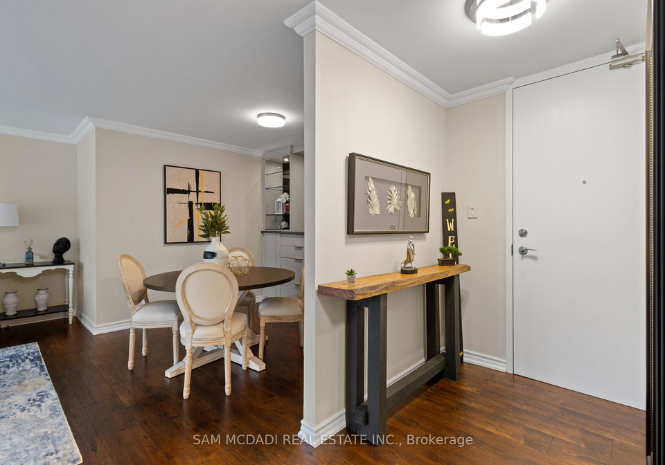 2210-lakeshore-road-burlington-ontario-w12129975