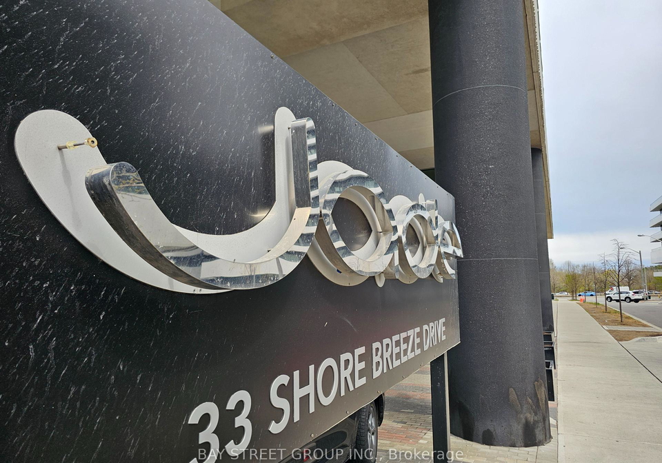 33-shore-breeze-drive-etobicoke-ontario-w12130033