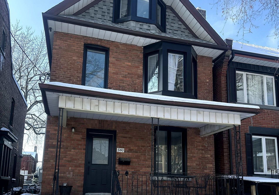 540-st-clarens-avenue-toronto-ontario-w12130412