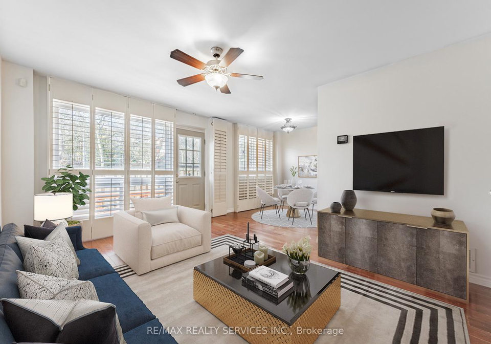 215-valley-boulevard-mississauga-ontario-w12131117