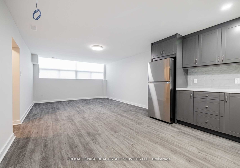 72-winston-park-boulevard-york-ontario-w12132045