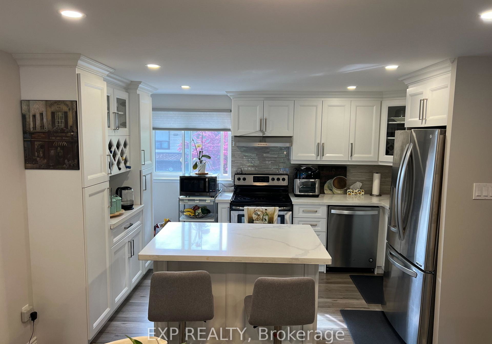 180-valley-boulevard-mississauga-ontario-w12132078