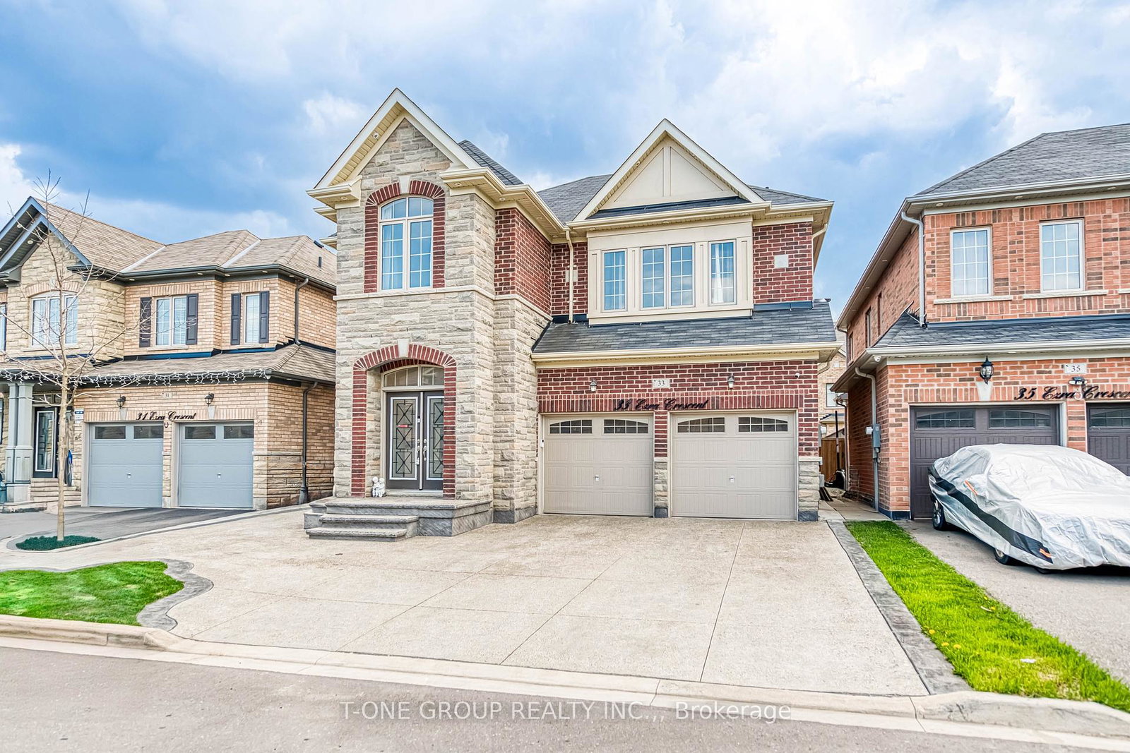 33-ezra-crescent-brampton-ontario-w12133063
