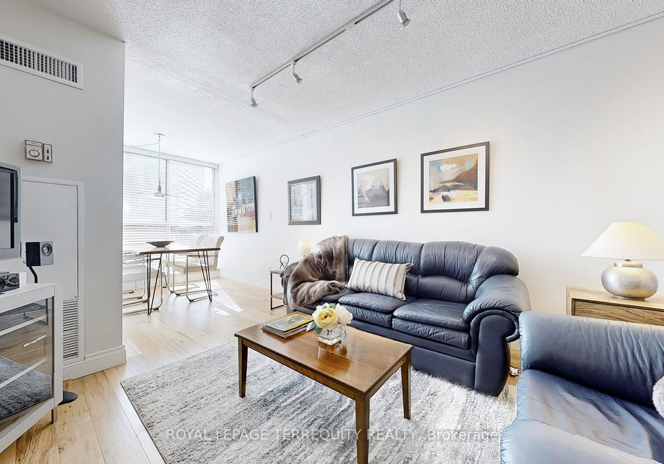 20-southport-street-toronto-ontario-w12133243