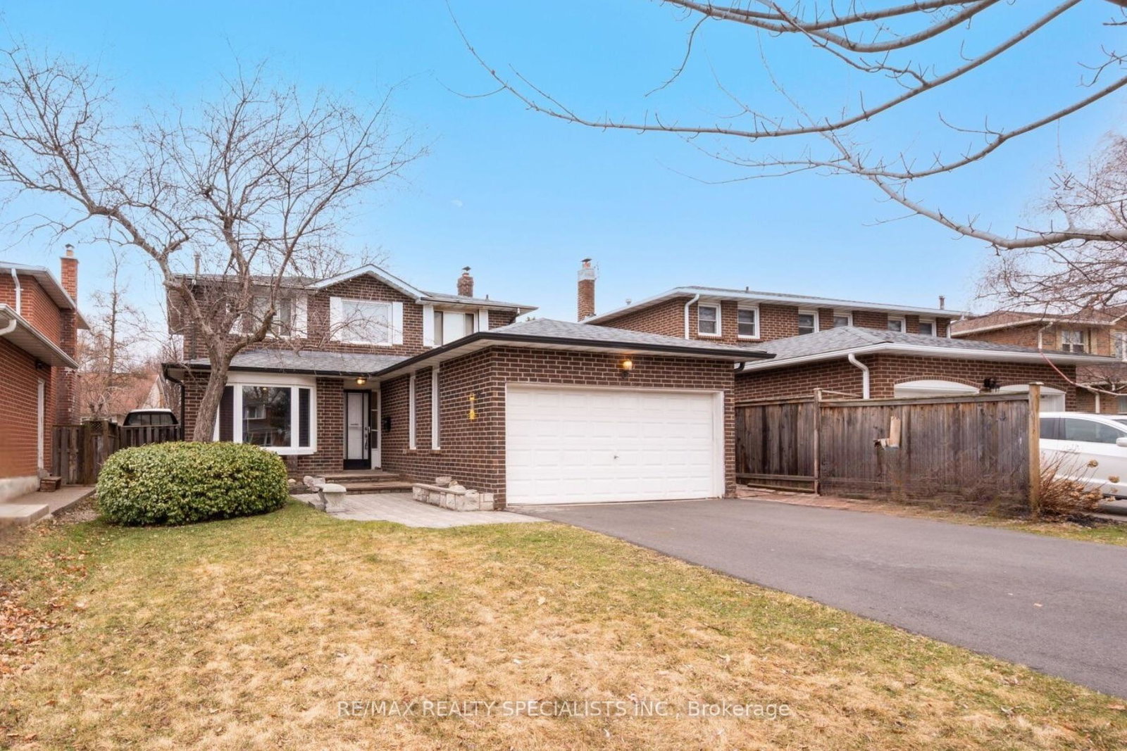 19-blenheim-drive-brampton-ontario-w12133700