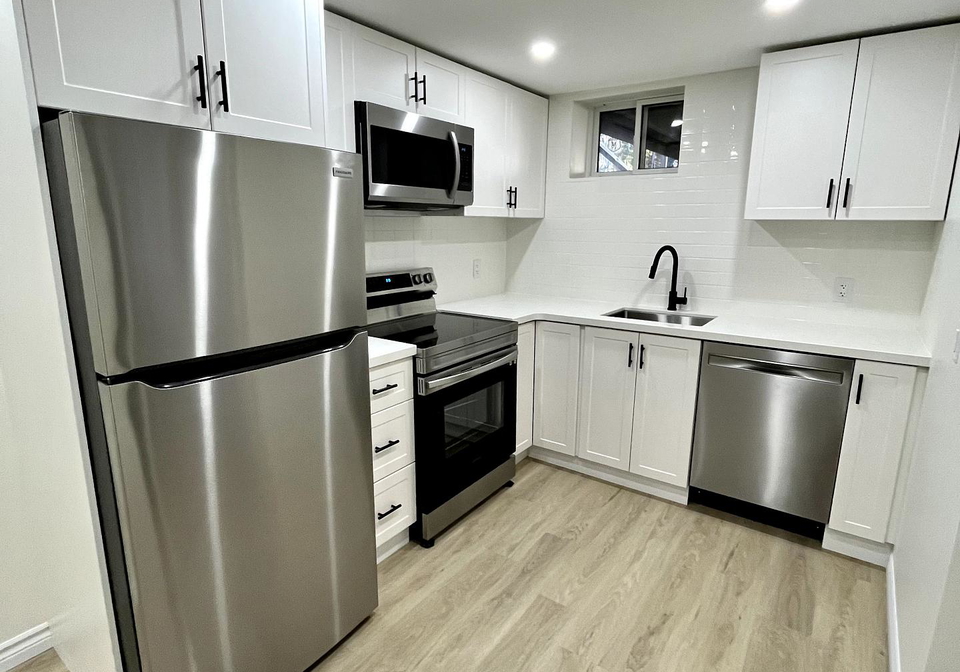 404-glen-park-avenue-north-york-ontario-w12133800