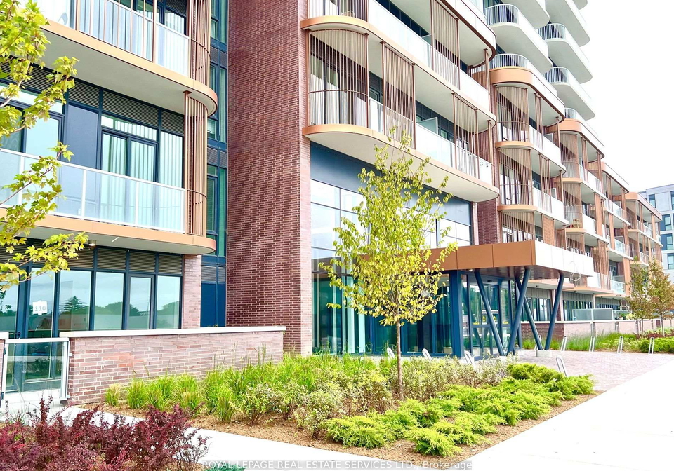 220-missinnihe-way-mississauga-ontario-w12133849