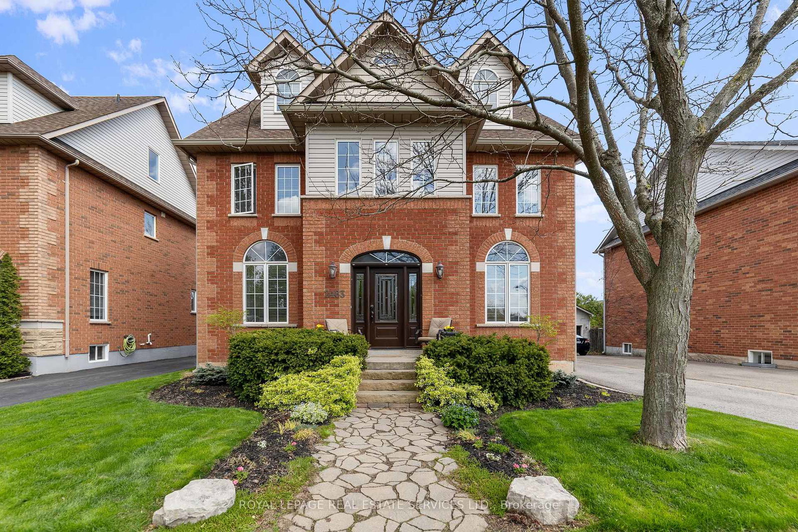 2483-sunnyhurst-close-oakville-ontario-w12134330