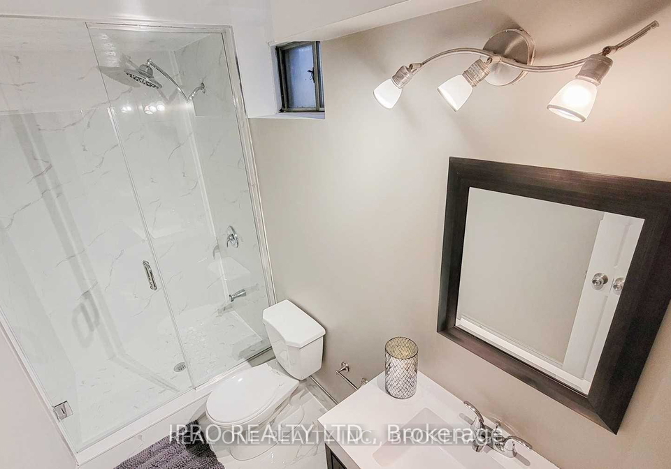 5660-turney-drive-mississauga-ontario-w12134770