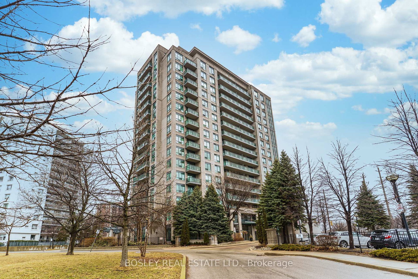 38-fontenay-court-etobicoke-ontario-w12135007