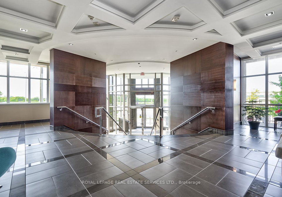 2480-prince-michael-drive-oakville-ontario-w12135077