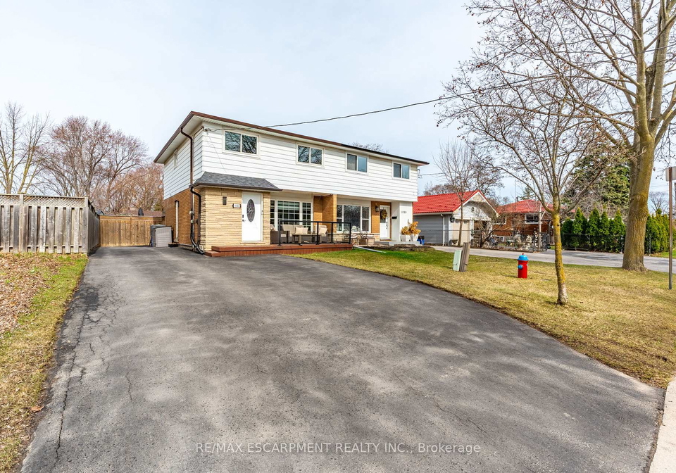 1101-highland-street-burlington-ontario-w12135104