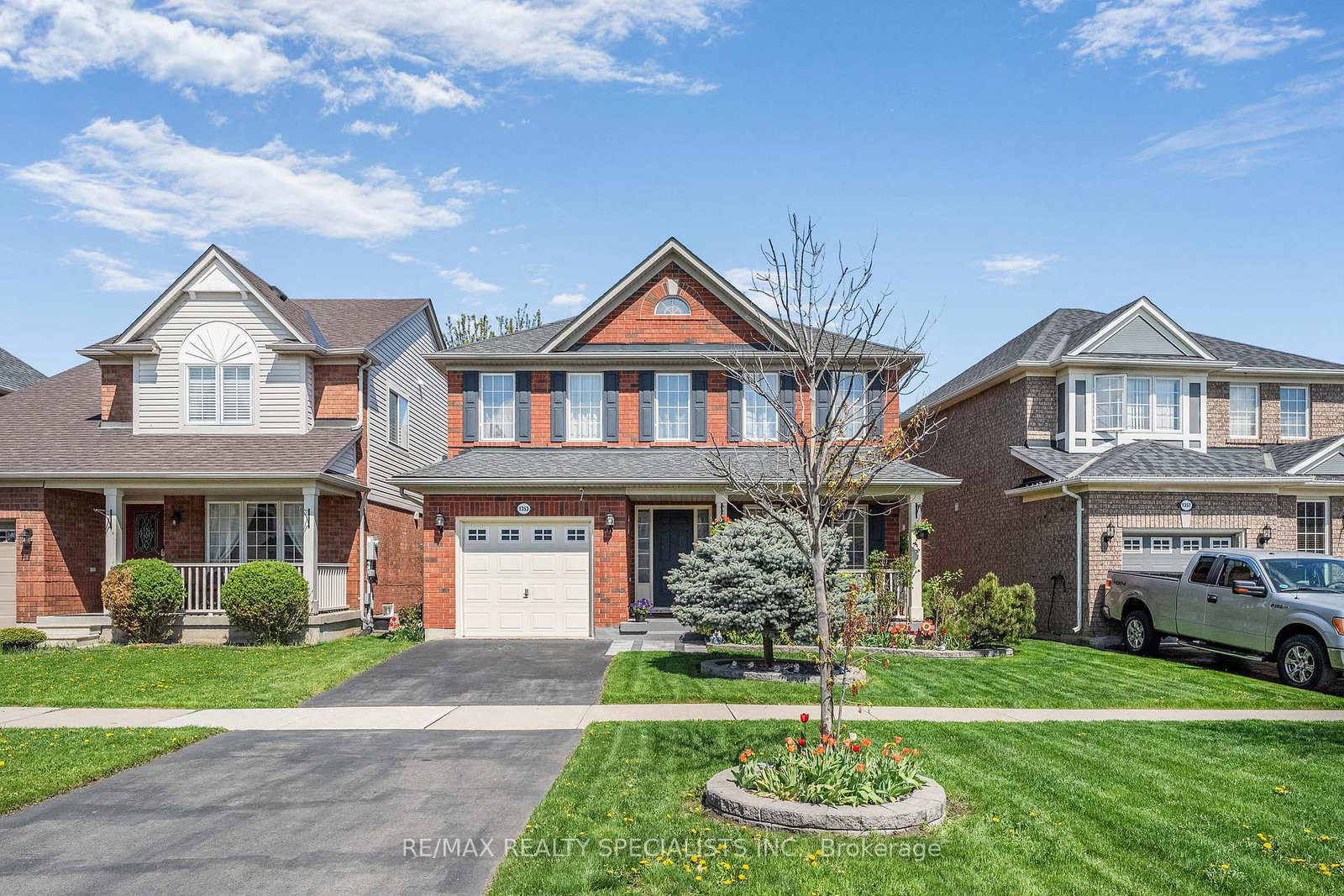 1353-clark-boulevard-milton-ontario-w12135361
