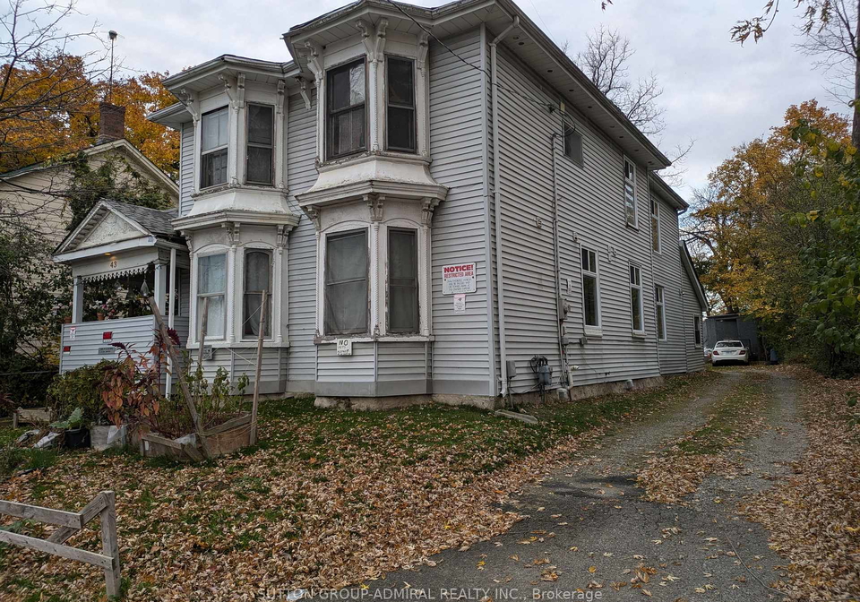 43-elizabeth-street-n-brampton-ontario-w12135542
