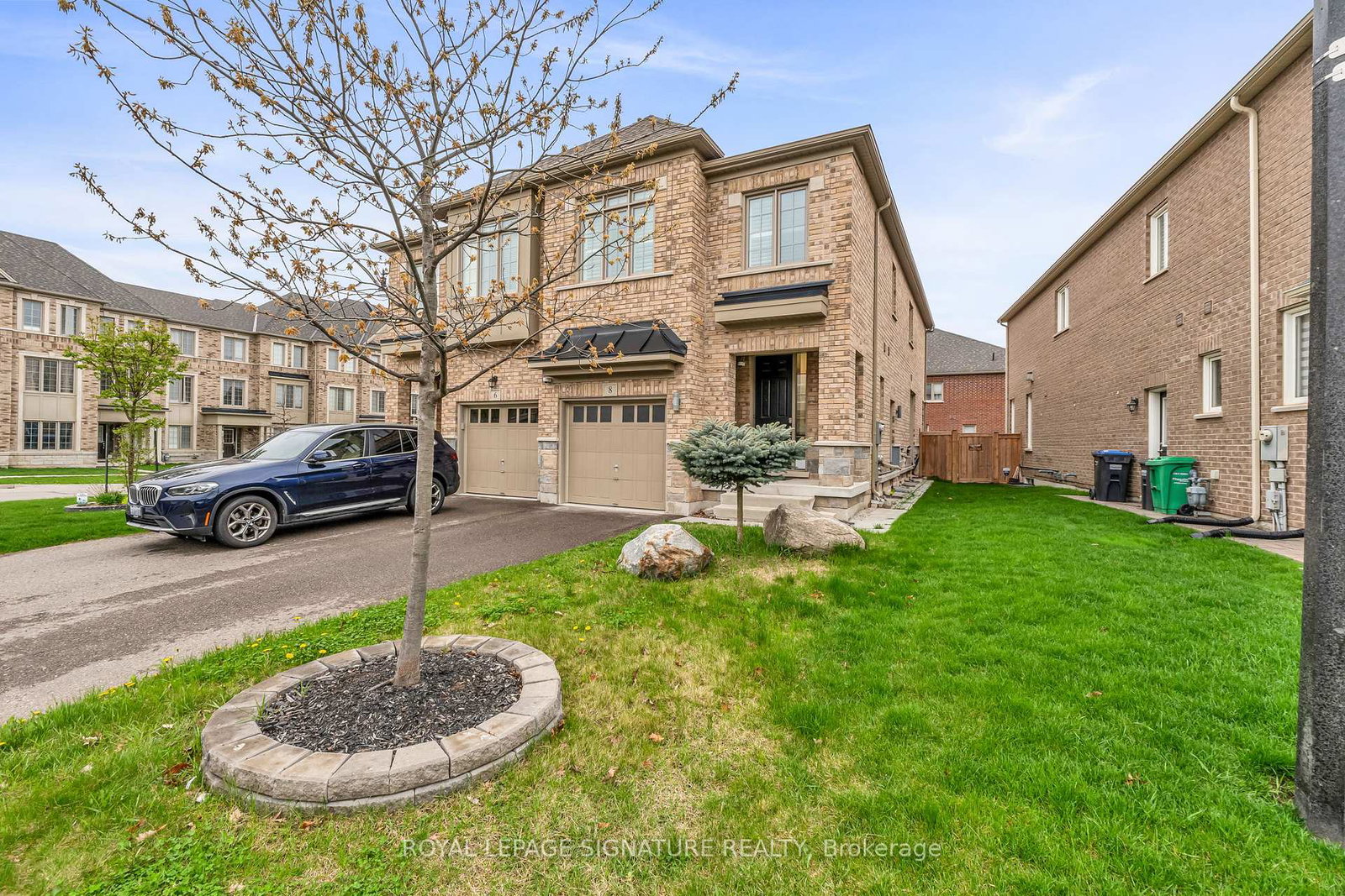 8-gruenwald-gate-brampton-ontario-w12135624