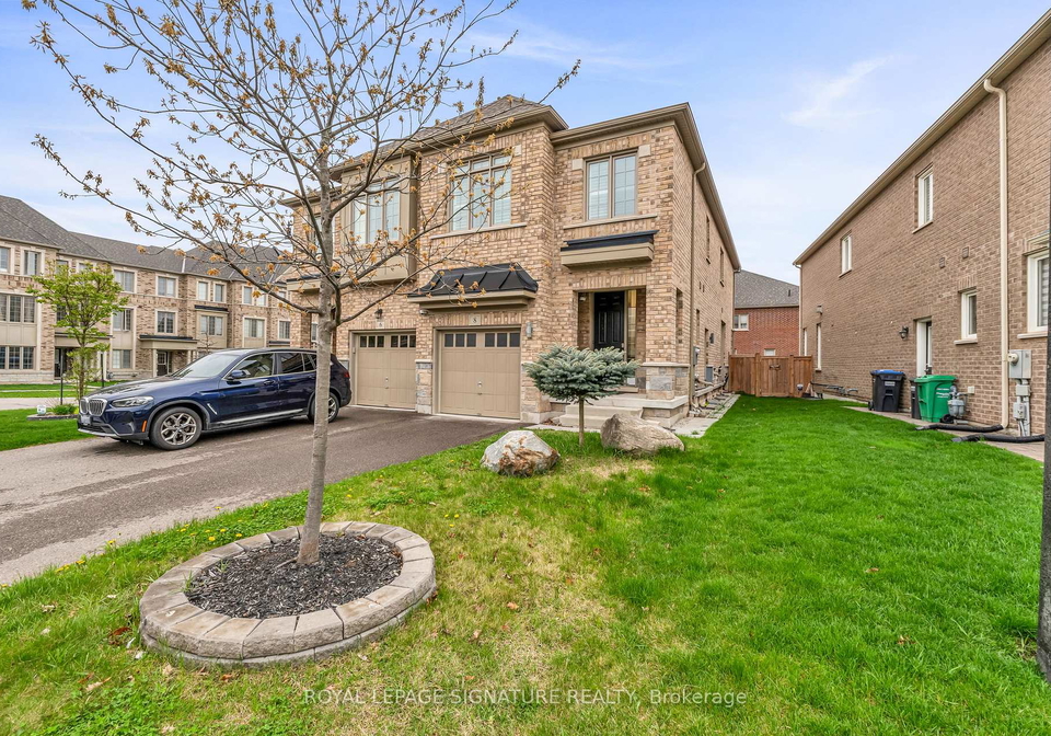 8-gruenwald-gate-brampton-ontario-w12135624