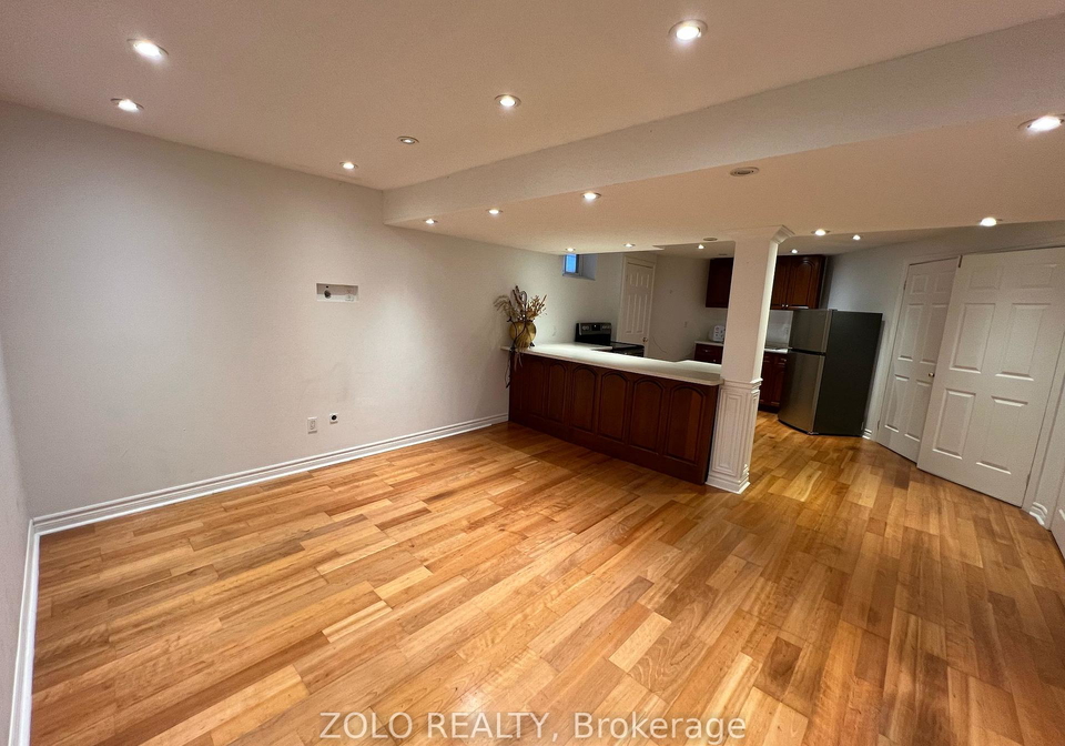 6505-warbler-lane-mississauga-ontario-w12136333