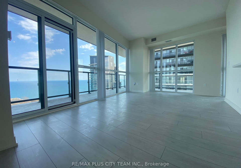 38-annie-craig-drive-etobicoke-ontario-w12137029