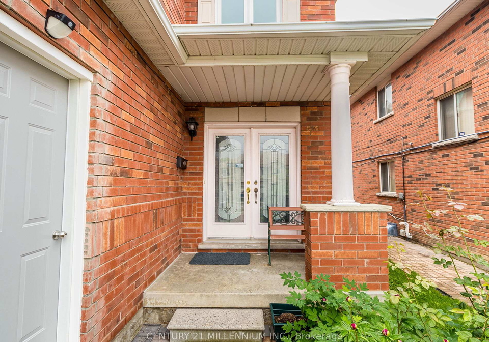 33-wycombe-road-york-ontario-w12137599