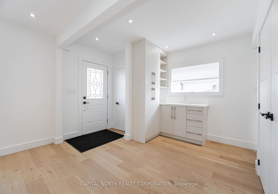 6-woolton-crescent-north-york-ontario-w12137616