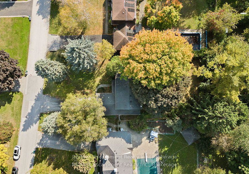 214-donessle-drive-oakville-ontario-w12137828