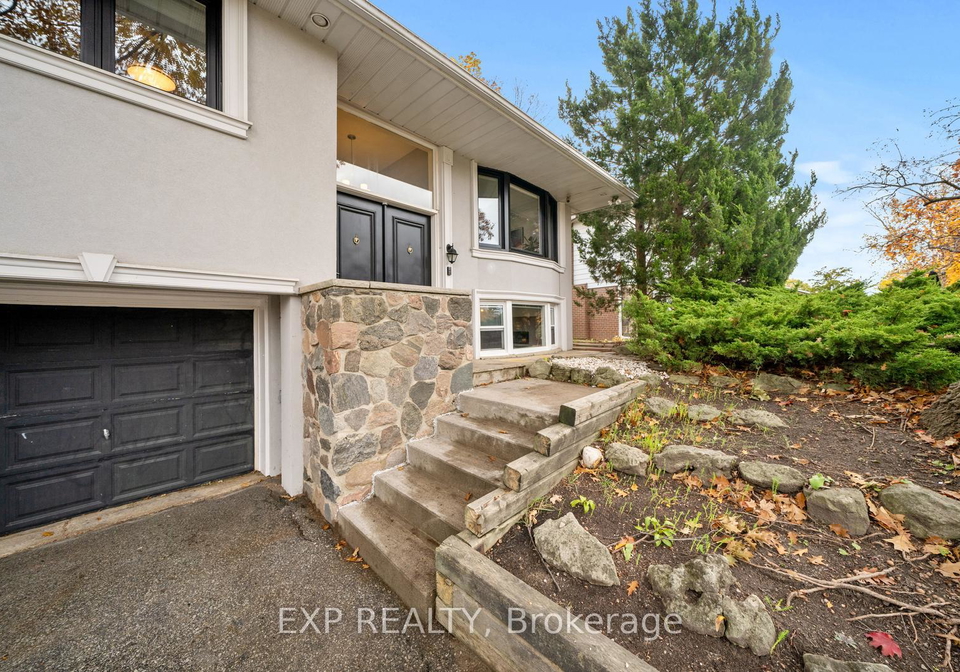 215-mill-road-etobicoke-ontario-w12139126