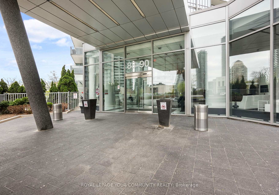 90-park-lawn-road-etobicoke-ontario-w12139345