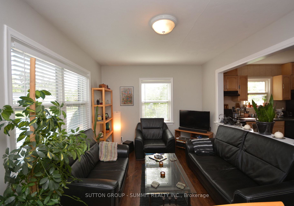 16-street-w-mississauga-ontario-w12139407