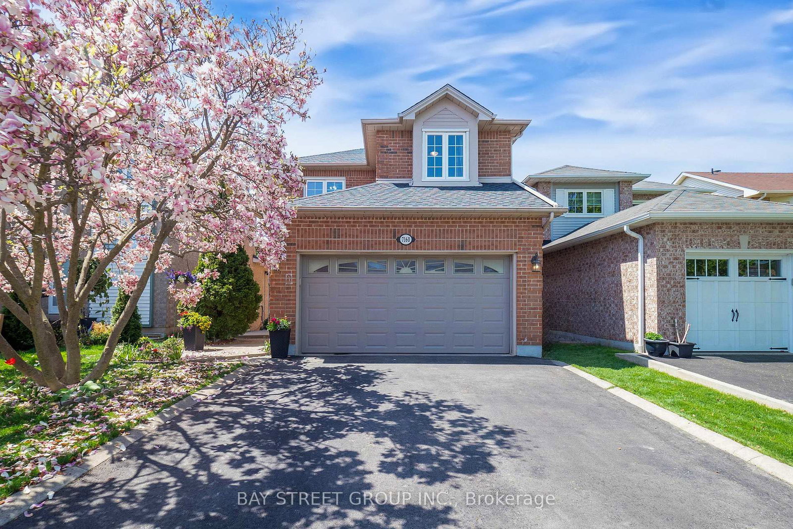 7160-harding-crescent-mississauga-ontario-w12140351