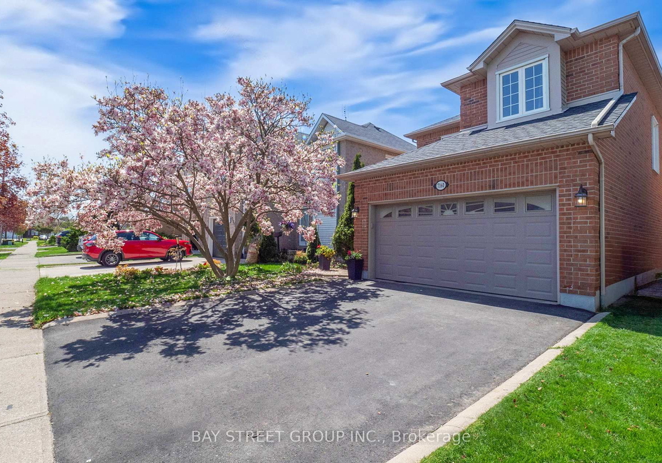 7160-harding-crescent-mississauga-ontario-w12140351