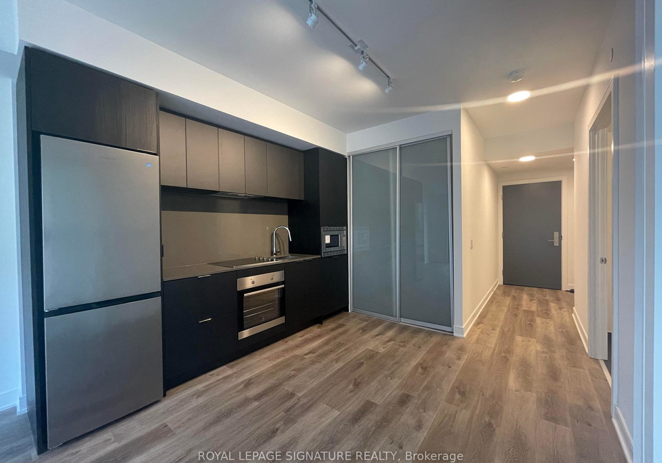 86-dundas-street-e-mississauga-ontario-w12141118
